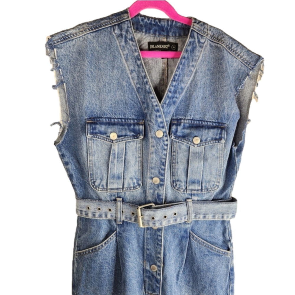 Blank NYC NWT Distressed Cropped Denim Jumpsuit Women's Size XSmall - Picture 2 of 13